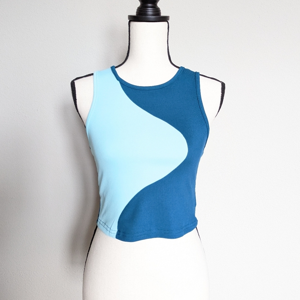 Teal and seafoam green abstract color block cropped ribbed tank top size S